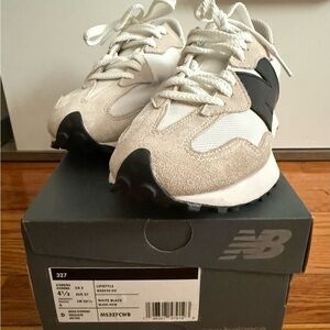 New Balance 327 Cream and Black Women's Sneakers